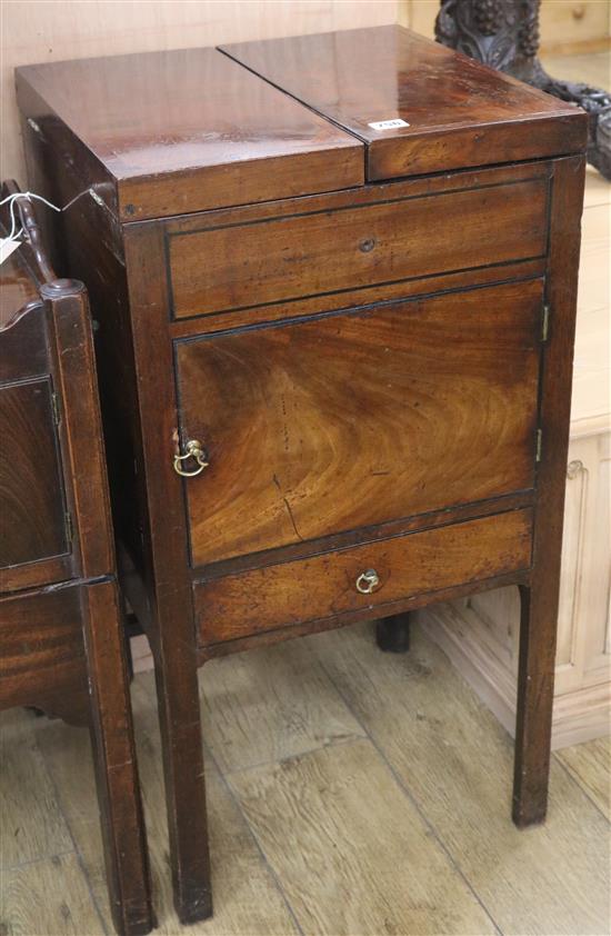 A mahogany washstand, H.83cm